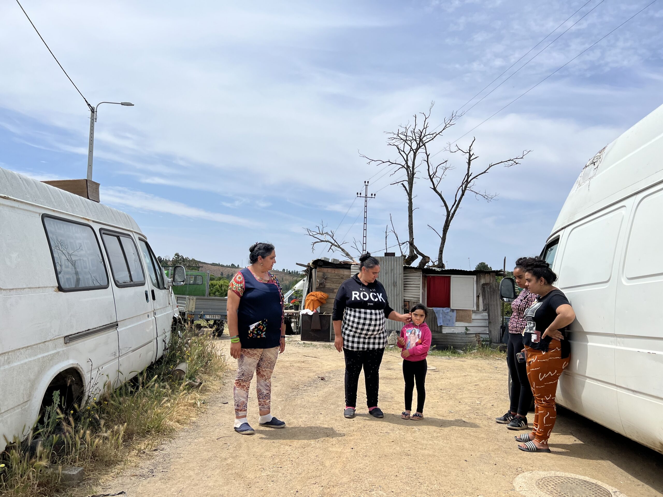 Balneários públicos chegam à comunidade cigana de Penhas Juntas