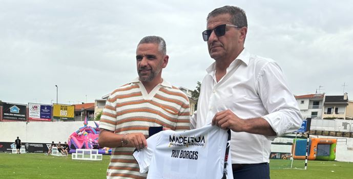 Rui Borges emocionado com a homenagem do SC Mirandela no dia em que o clube onde tudo começou festejou 99 anos