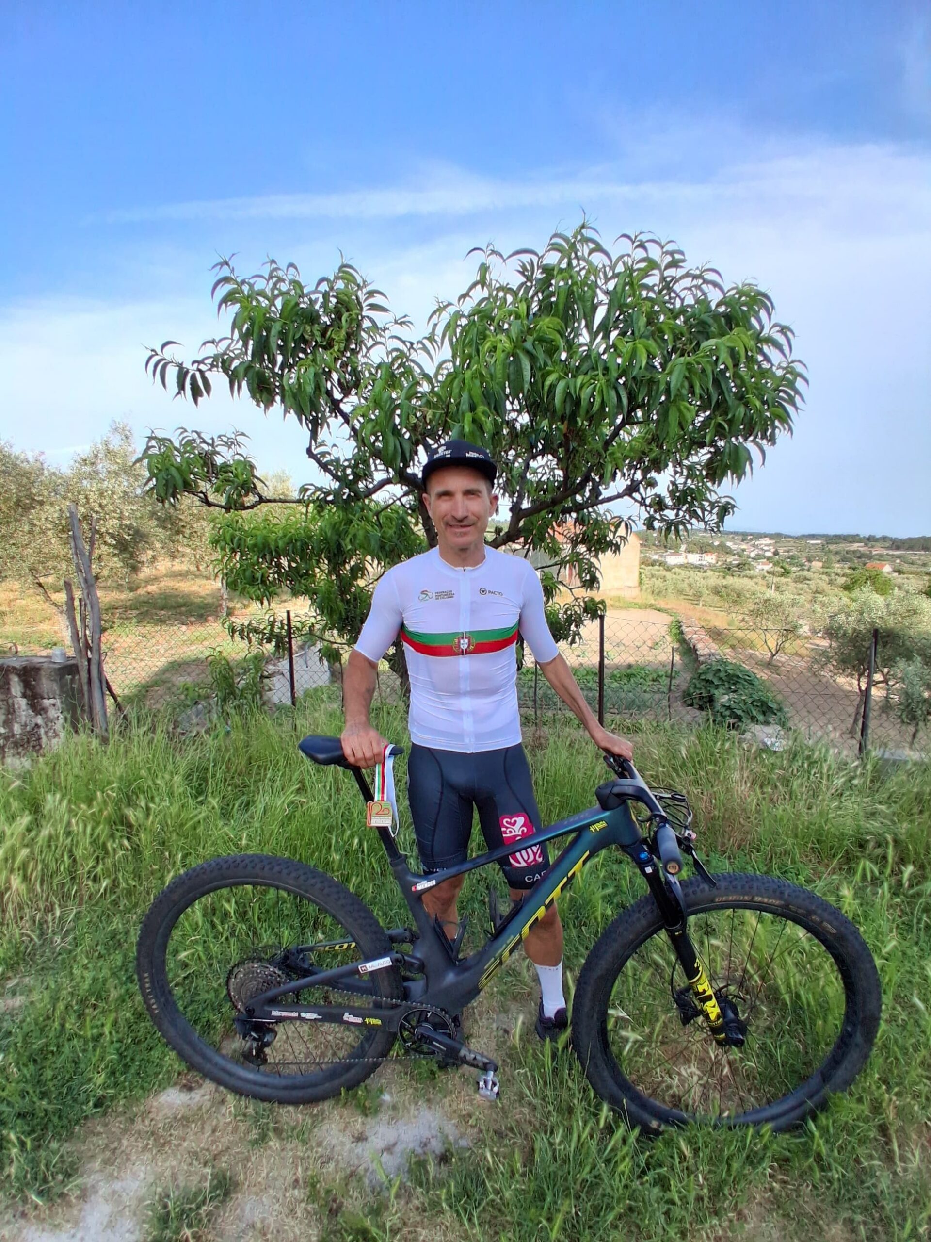BTT: Transmontano Ricardo Mendes sagra-se bicampeão nacional de paraciclismo em BTT XCM