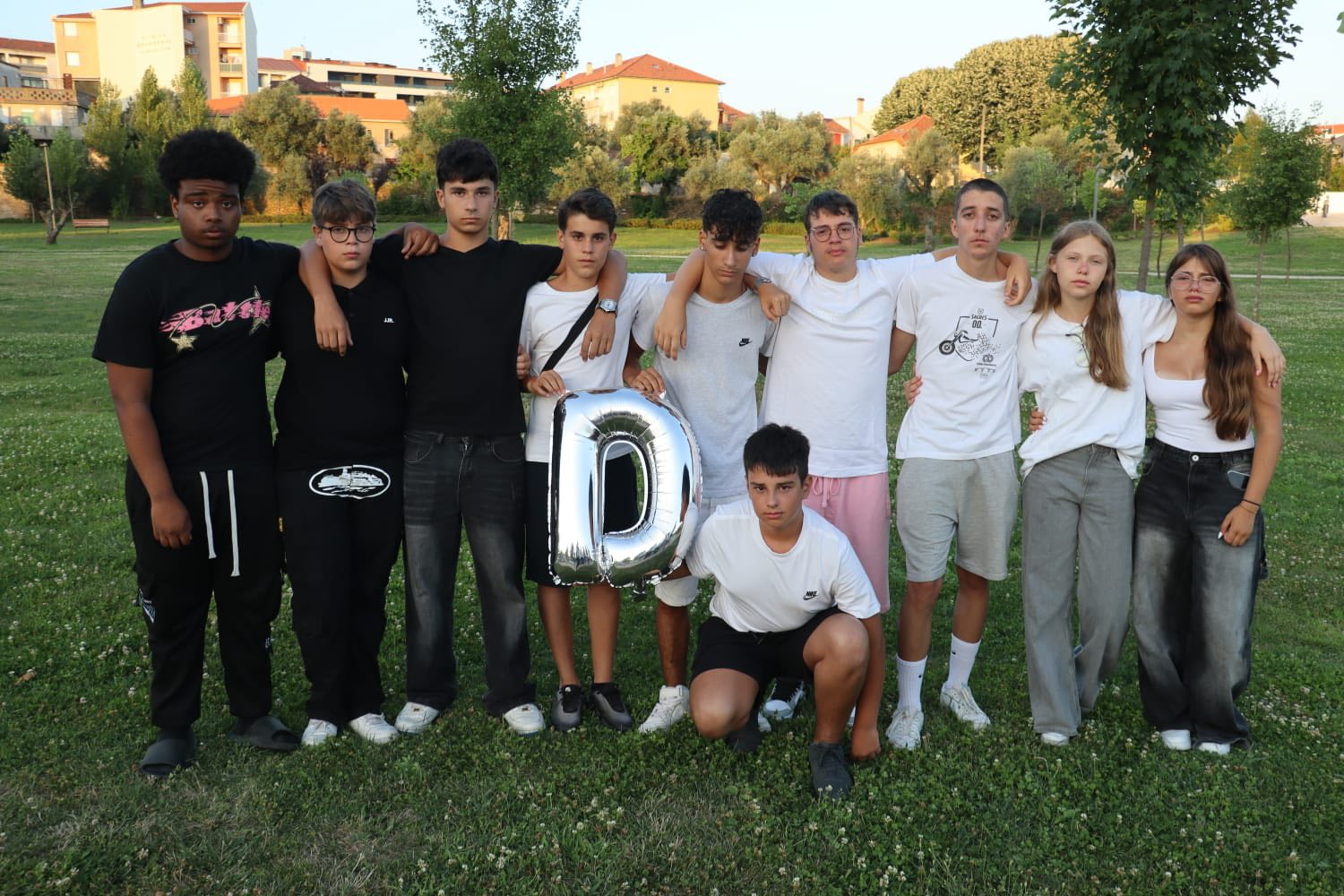 Comunidade faz homenagem ao jovem encontrado morto em Mogrão (Macedo de Cavaleiros)