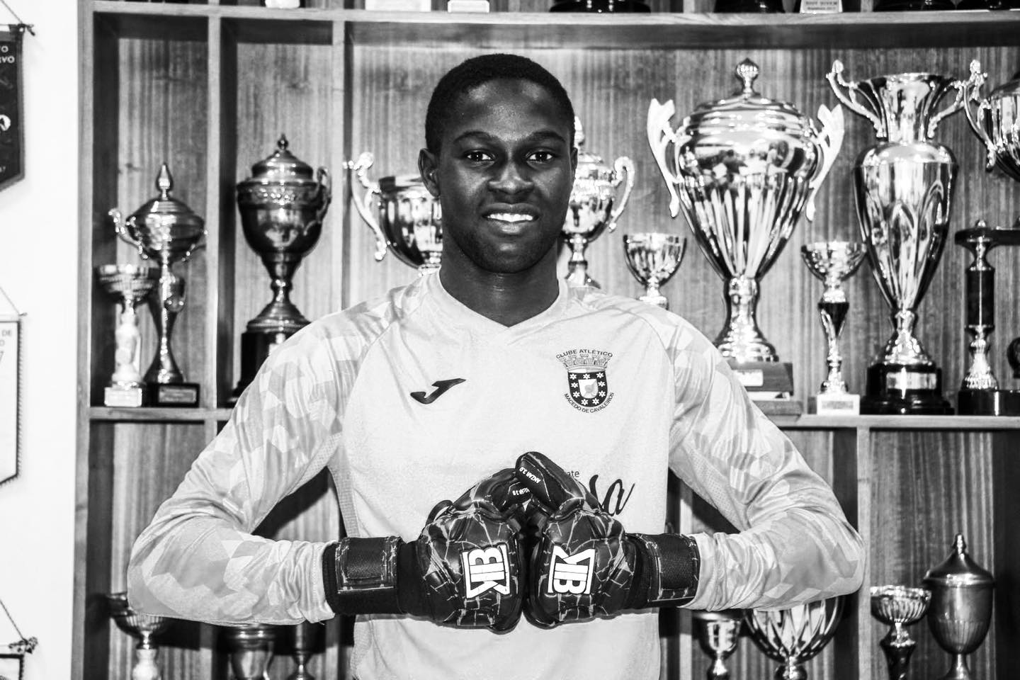 Jovem nigeriano faleceu ontem em casa depois de um treino em Macedo de Cavaleiros