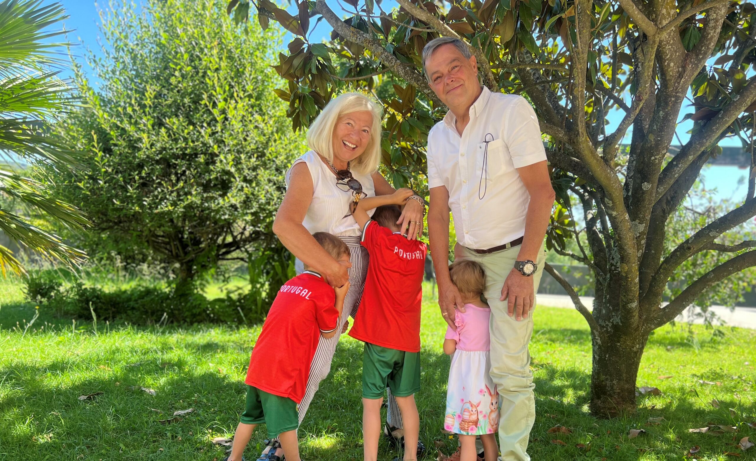 Acolhimento familiar transforma vida de crianças e adultos no coração de Trás-os-Montes