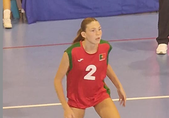 Voleibol Feminino: Mirandesa Inês Parreira realiza primeira internacionalização pela Seleção Nacional Sub-17