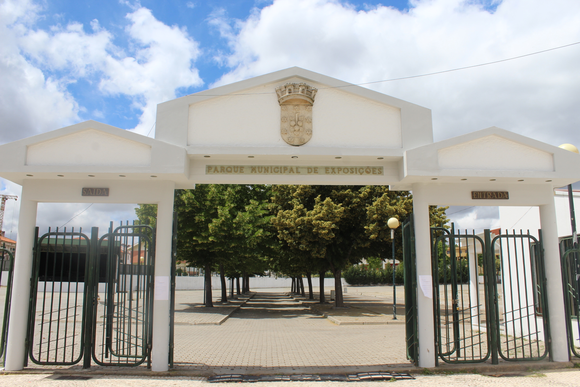 Reabilitação das naves do Parque Municipal de Exposições de Macedo de Cavaleiros aprovada