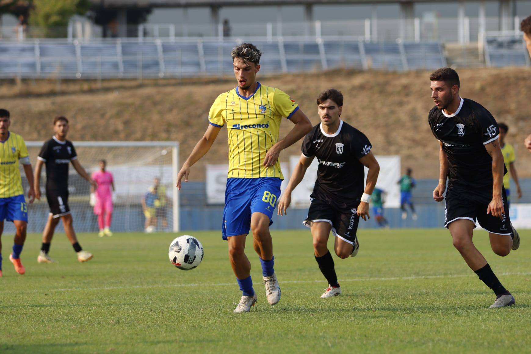 GDB empata 2-2 com o Tirsense depois de ir para o intervalo a ganhar e reduzido a 10 jogadores