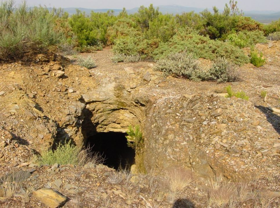 PCP questiona Governo sobre minas do Portelo e pede urgência na estabilização dos taludes e escombreiras