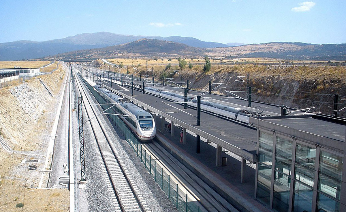 Otero de Sanabria acolheu manifestação de repúdio à eliminação de horários da manhã do AVE