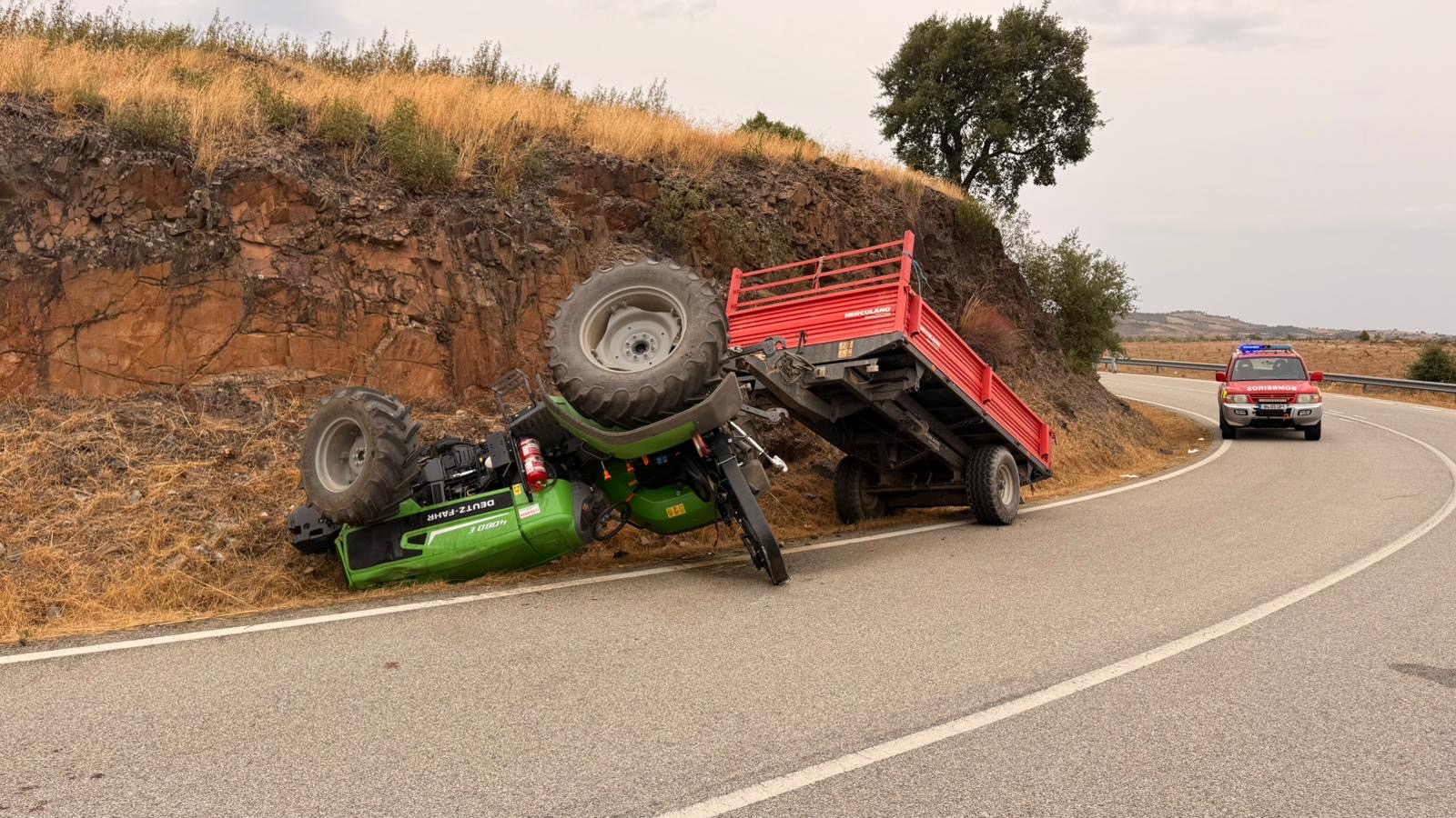 Acidente de trator fere gravemente mulher no concelho de Mogadouro