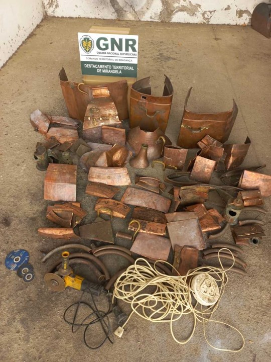 Constituído arguido por roubar 35 quilos de cobre em Vila Flor