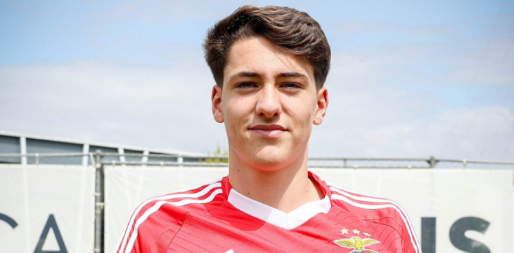 Futebol: Brigantino Tiago Parente representa Portugal Sub-20 na Liga de Elite