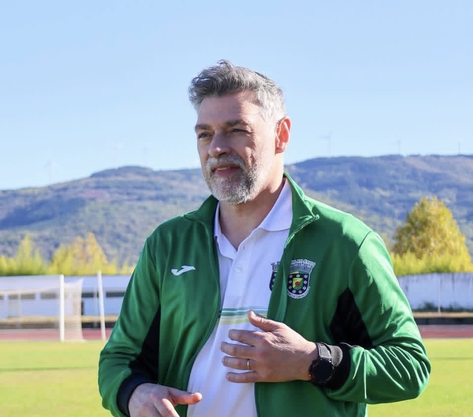 João Manuel Pinto deixa comando técnico do Clube Atlético de Macedo de Cavaleiros