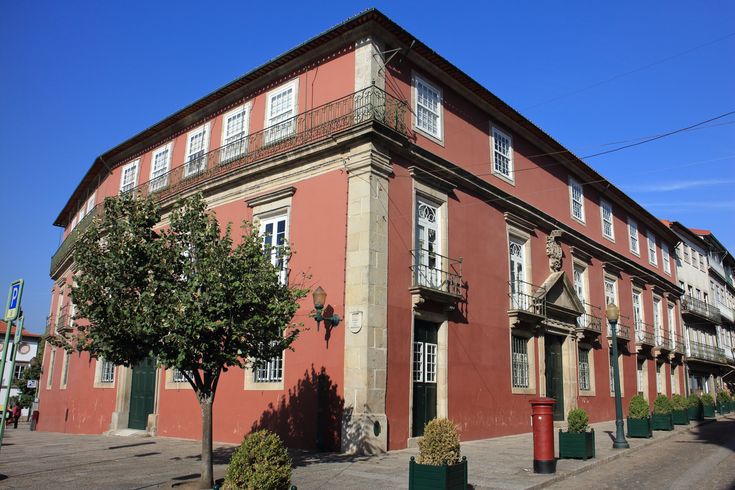 Tribunal da Relação agrava pena a homem de Carrazeda de Ansiães condenado por tráfico de pessoas e abuso de confiança