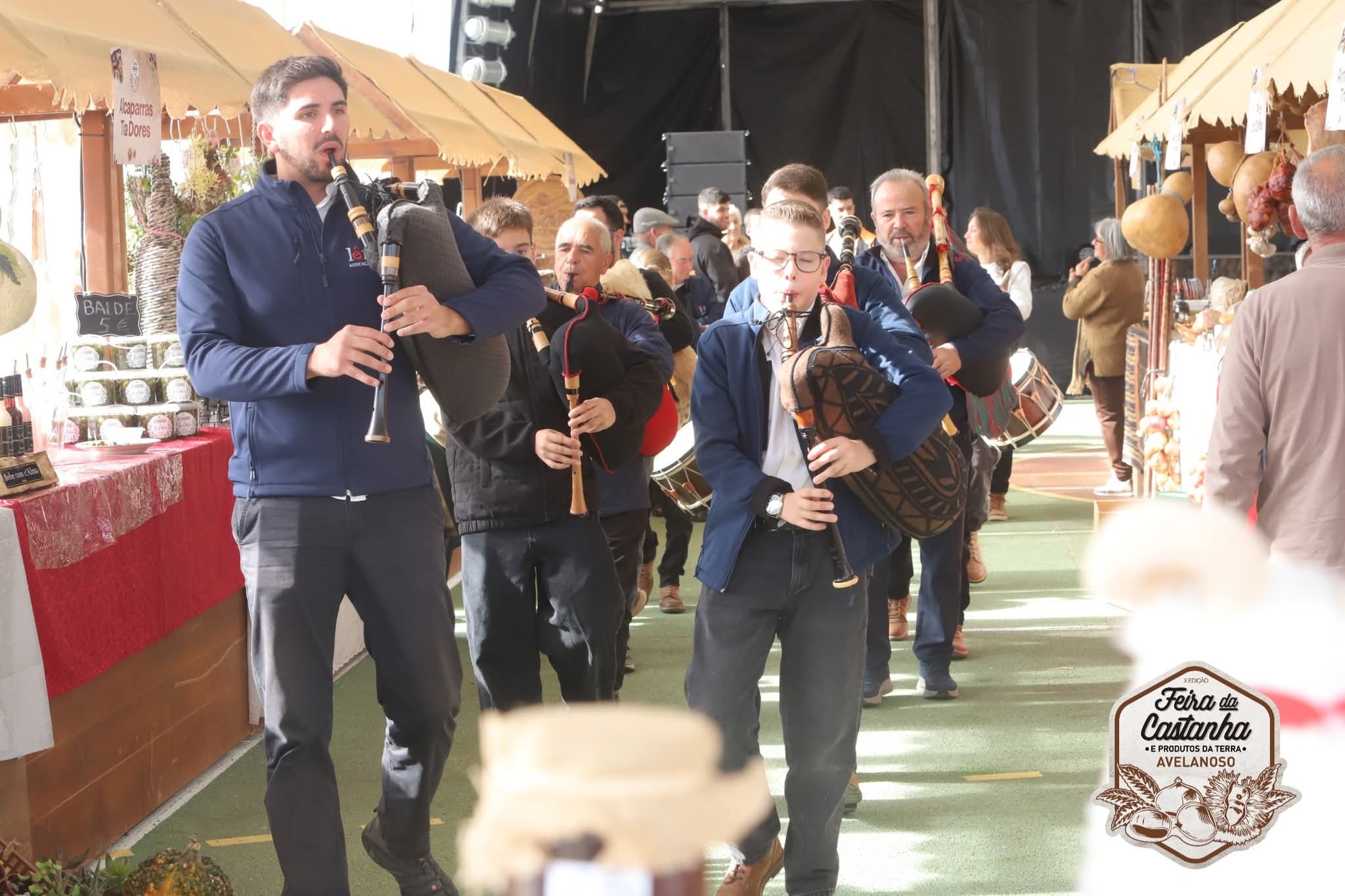 Avelanoso celebra a castanha e os produtos locais em mais uma edição da feira da aldeia