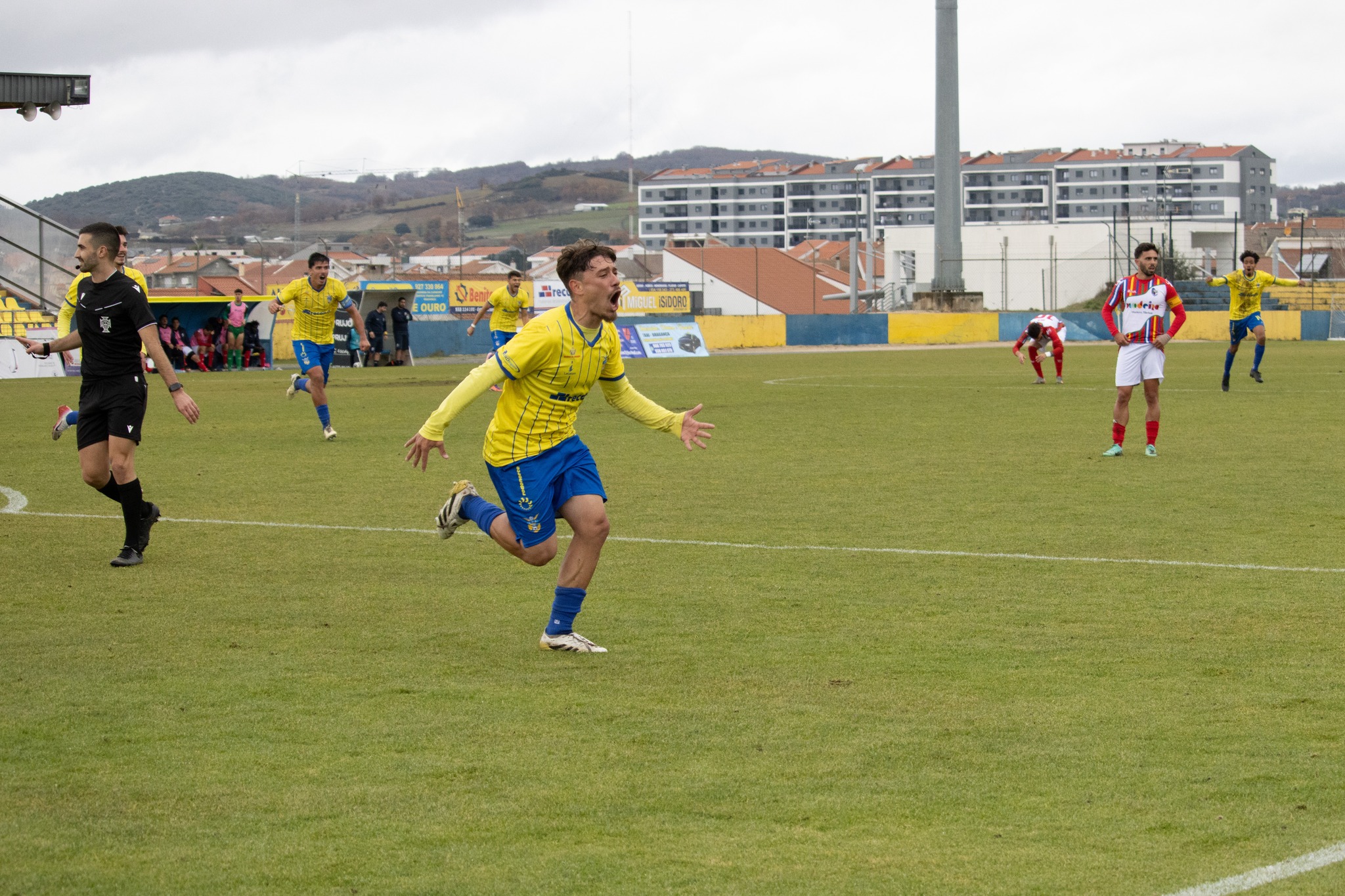 GD Bragança vence Camacha em casa e assegura terceiro lugar do campeonato