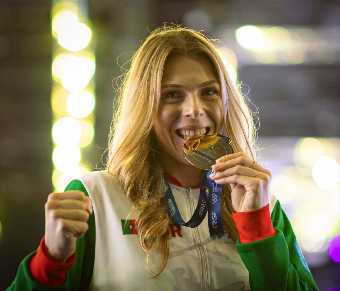 Catarina Dias conquista título mundial de Kickboxing e espera inspirar nova geração