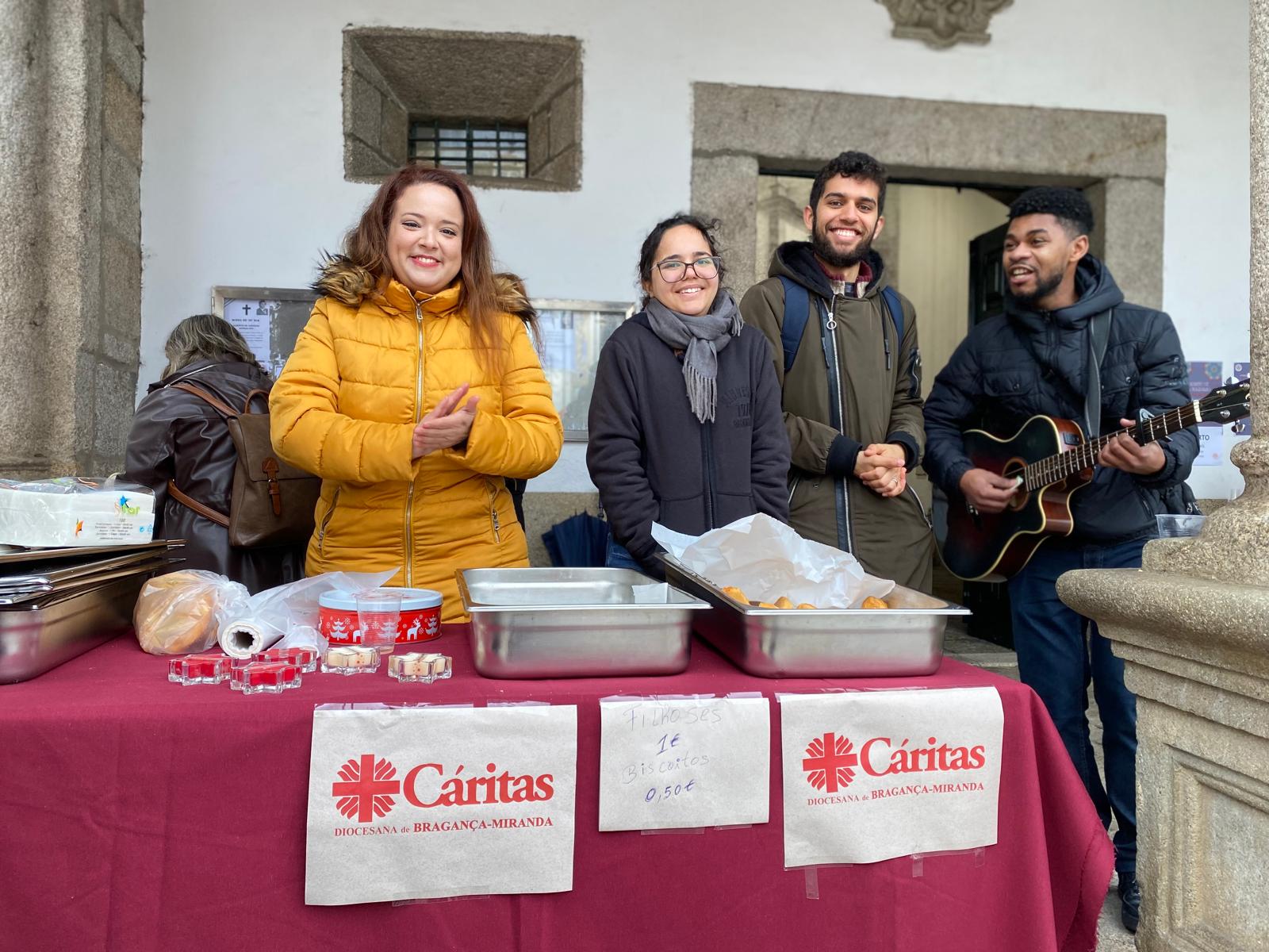 Mercadinho Solidário angariou fundos para apoiar bebés em situação de emergência em Bragança