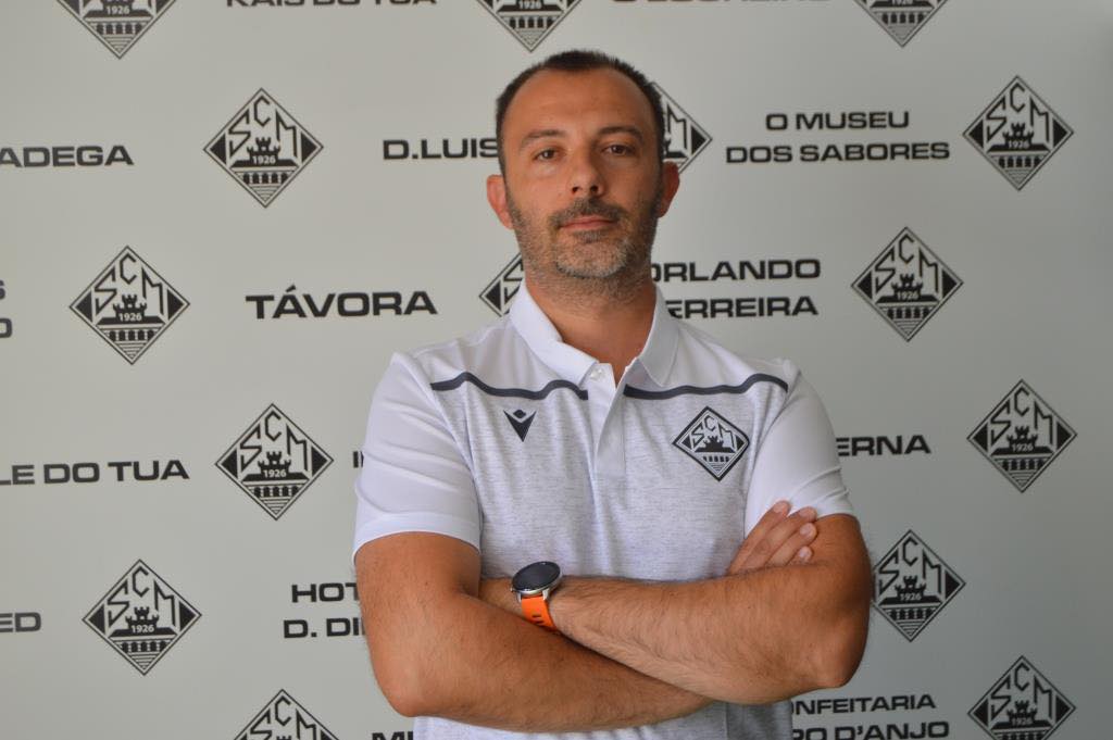 Rafael Pinheiro deixa comando técnico do Sport Clube Mirandela