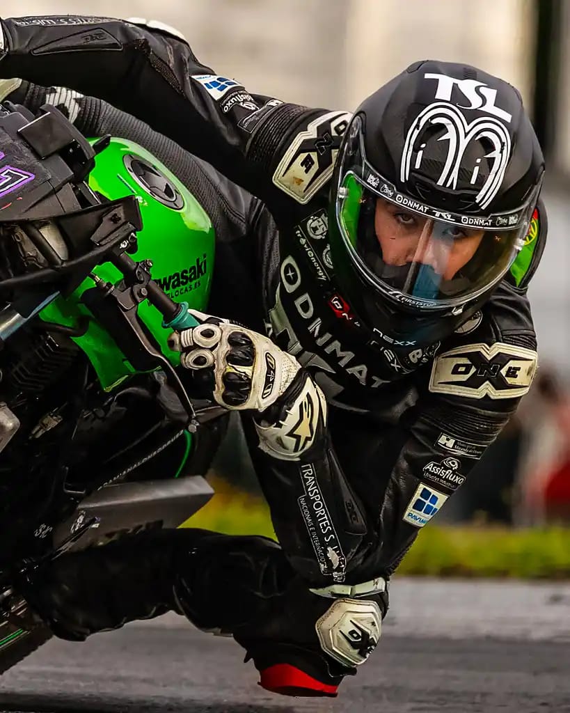 Piloto Tiago Rafael da Motocruzeiro Racing Academy estreia-se no Campeonato Nacional de sportbike