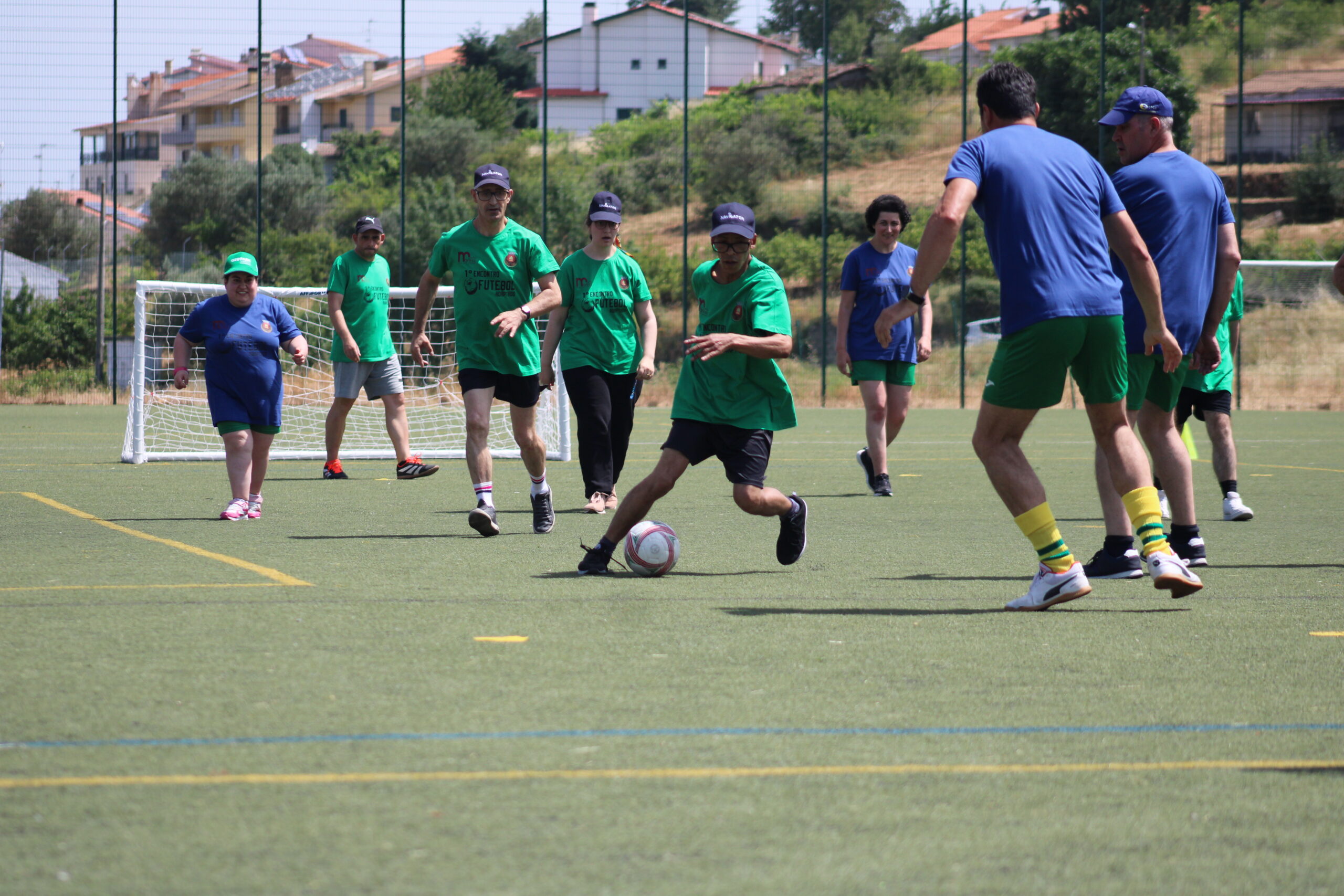 AF Bragança e Centro Social Paroquial dos Santos Mártires promovem encontro pioneiro de futebol inclusivo