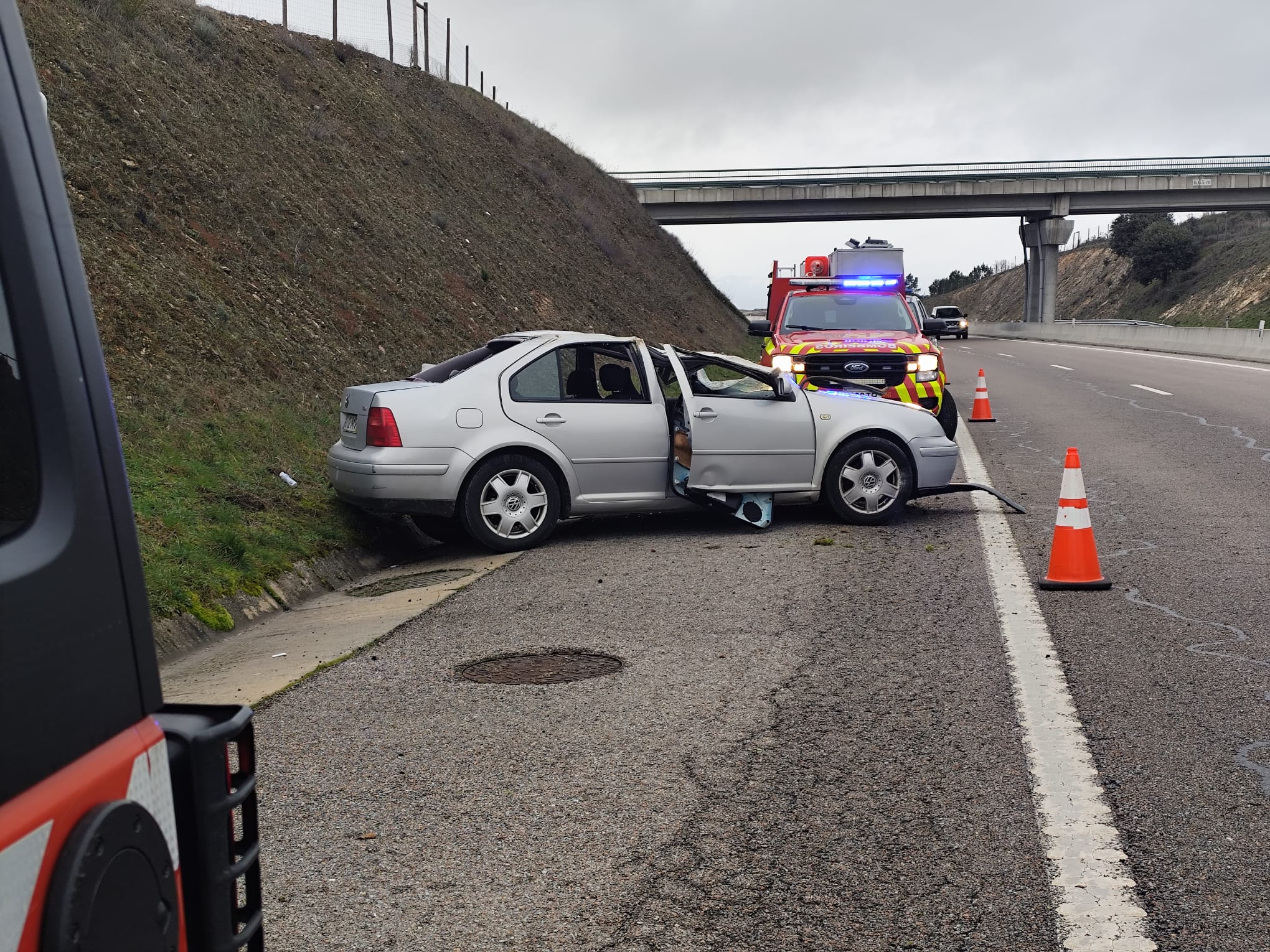 Despiste na A4 faz ferido junto ao nó de Rio Frio