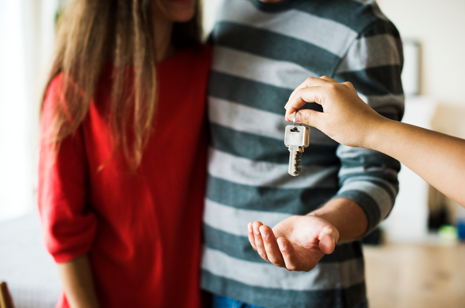 Comprar casa em Bragança exige menos de metade do esforço financeiro de Lisboa